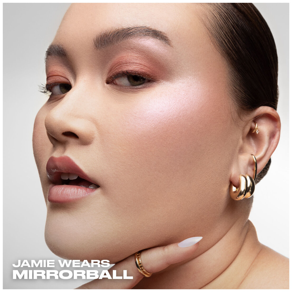 ILUMINADOR LiQUIDO FACE BOND